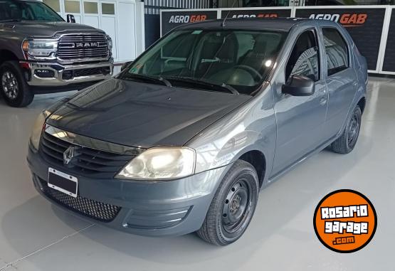 Autos - Renault Logan 2011 Nafta 140000Km - En Venta