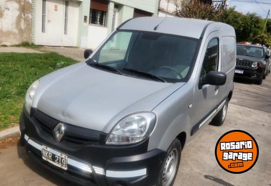Utilitarios - Renault Kangoo 2014 Nafta 180000Km - En Venta