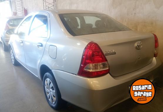 Autos - Toyota Etios 2023 Nafta 51000Km - En Venta