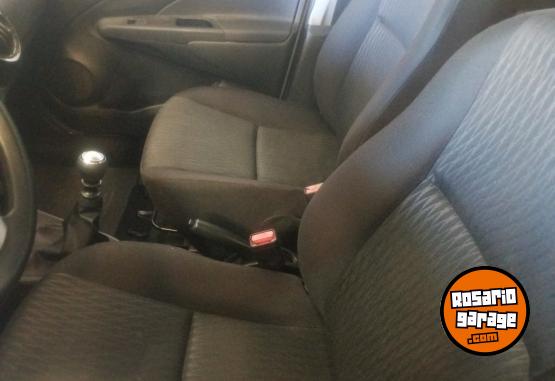 Autos - Toyota Etios 2023 Nafta 51000Km - En Venta