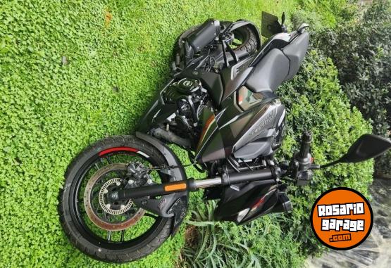 Motos - Bajaj Rouser n250 2023 Nafta 4000Km - En Venta