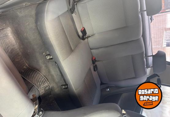 Autos - Volkswagen Fox 2010 Nafta 176000Km - En Venta