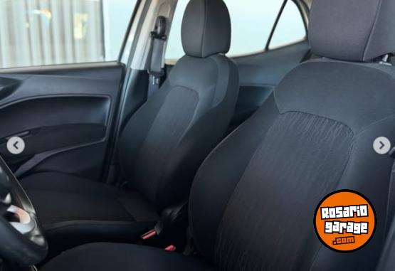 Autos - Fiat Argo Drive 2020 Nafta 80000Km - En Venta