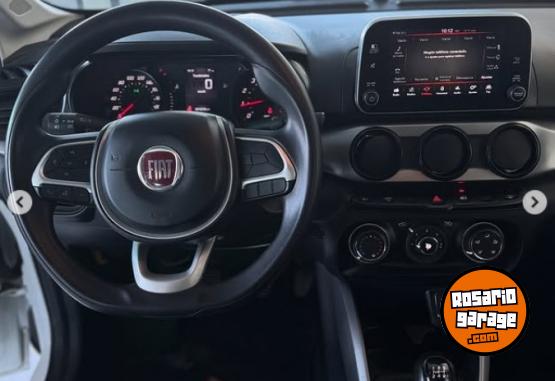 Autos - Fiat Argo Drive 2020 Nafta 80000Km - En Venta