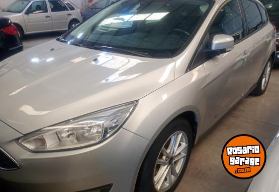 Autos - Ford Focus 2016 Nafta 121000Km - En Venta