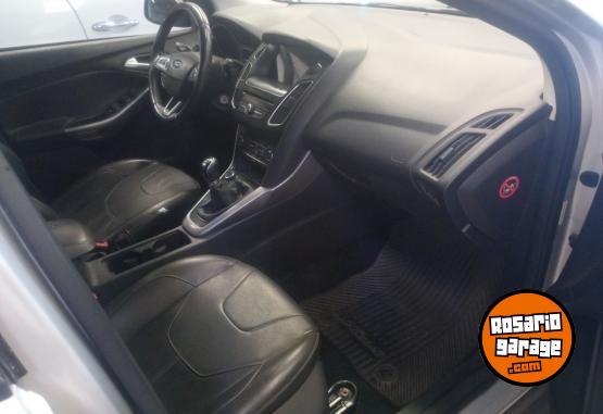 Autos - Ford Focus 2016 Nafta 121000Km - En Venta