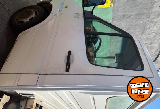 Camiones y Gr�as - Sprinter 413 - En Venta