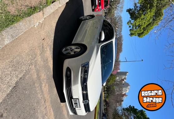 Autos - Volkswagen Vento 2011 Diesel 240000Km - En Venta