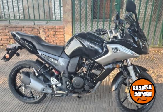 Motos - Yamaha 250 2016 Nafta 1111Km - En Venta