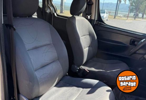 Utilitarios - Peugeot PARTNER 2013 Nafta 160000Km - En Venta