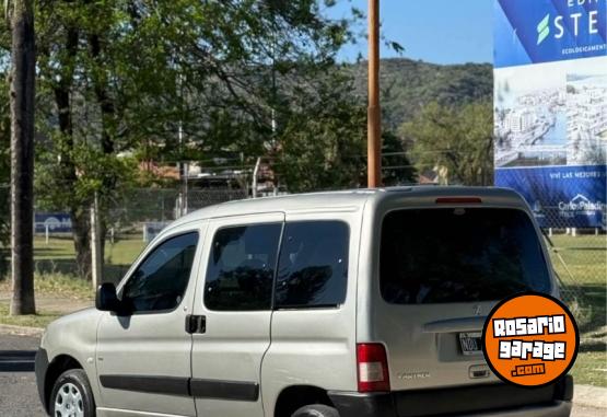 Utilitarios - Peugeot PARTNER 2013 Nafta 160000Km - En Venta