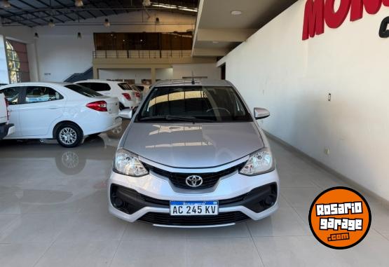 Autos - Toyota Etios X 1.5 2018 Nafta 111000Km - En Venta