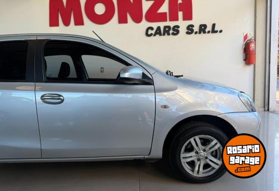 Autos - Toyota Etios X 1.5 2018 Nafta 111000Km - En Venta