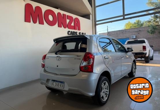 Autos - Toyota Etios X 1.5 2018 Nafta 111000Km - En Venta