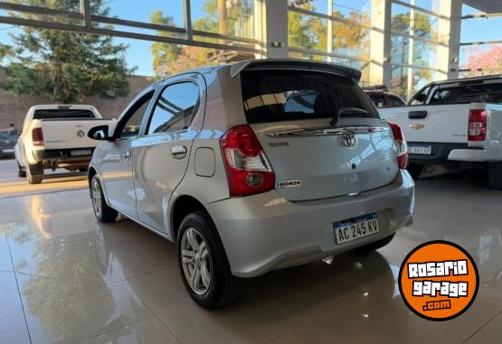 Autos - Toyota Etios X 1.5 2018 Nafta 111000Km - En Venta