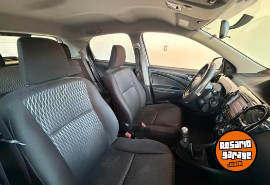 Autos - Toyota Etios X 1.5 2018 Nafta 111000Km - En Venta