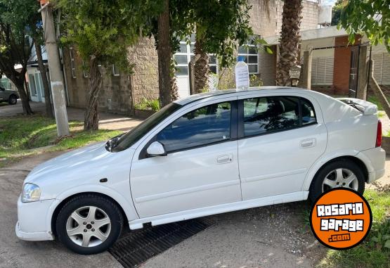 Autos - Chevrolet Astra 2005 GNC 270000Km - En Venta