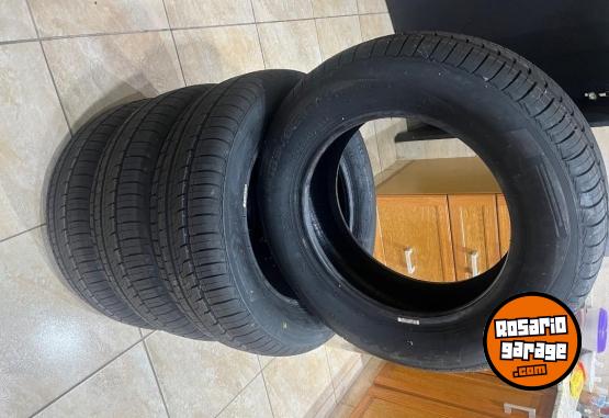 Accesorios para Autos - Cubiertas nuevas - En Venta