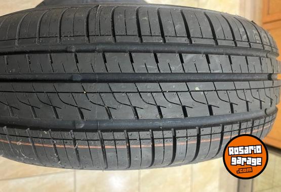 Accesorios para Autos - Cubiertas nuevas - En Venta