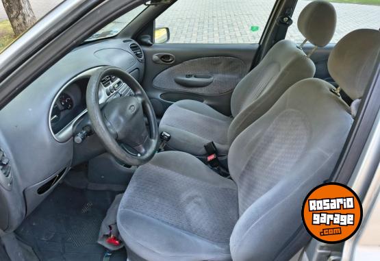 Autos - Ford Ford Fiesta CLX 2000 Nafta 148000Km - En Venta