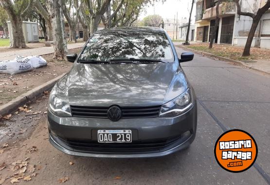 Autos - Volkswagen Voyage con gnc 2014 GNC 98000Km - En Venta