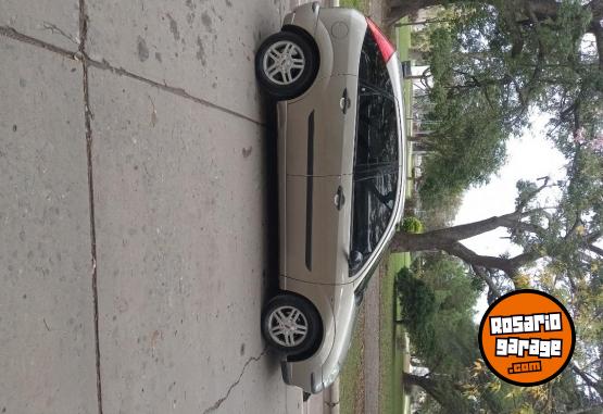 Autos - Ford FOCUS EDGE 1.6 FULL 2006 Nafta 199000Km - En Venta