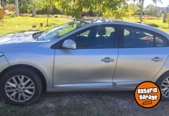 Autos - Renault Fluence 2017 GNC 140000Km - En Venta