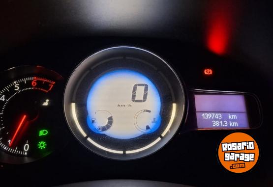 Autos - Renault Fluence 2017 GNC 140000Km - En Venta