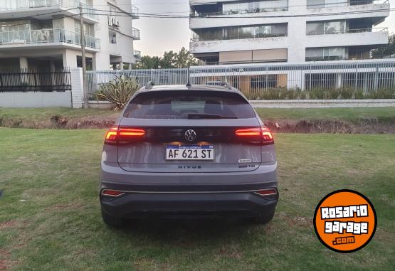 Autos - Volkswagen Nivus Highline Hero 2022 Nafta 81000Km - En Venta