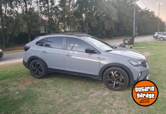Autos - Volkswagen Nivus Highline Hero 2022 Nafta 81000Km - En Venta