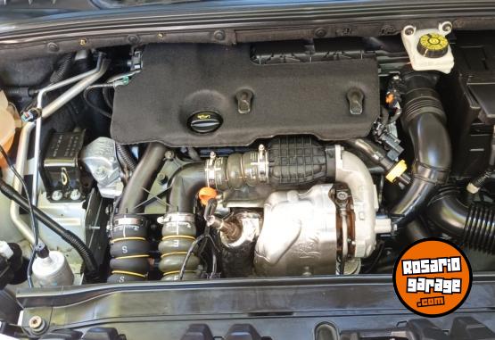 Autos - Peugeot 308 ALLURE NAV + TECHO PA 2017 Diesel 75000Km - En Venta