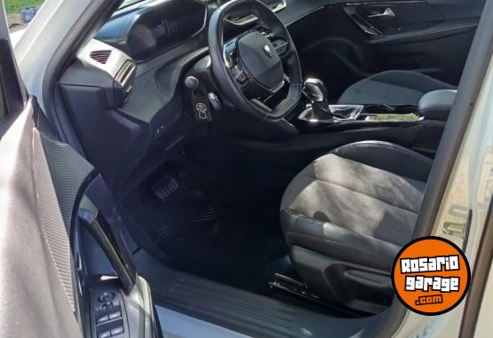 Autos - Peugeot 2008 Allure 2024 Nafta 31500Km - En Venta
