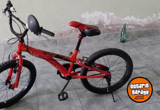 Deportes - BICICLETA NI�O  RODADO 20  CASI NUEVA - En Venta