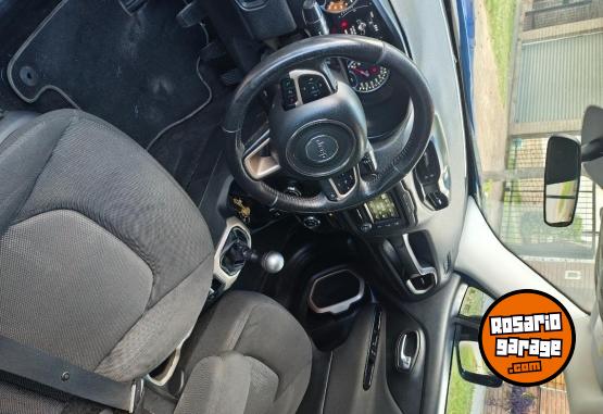 Camionetas - Jeep Renegade 2017 Nafta 89000Km - En Venta