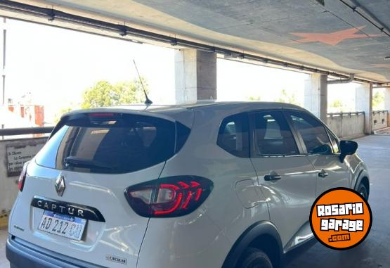 Autos - Renault CAPTUR LIFE 2018 Nafta 45000Km - En Venta