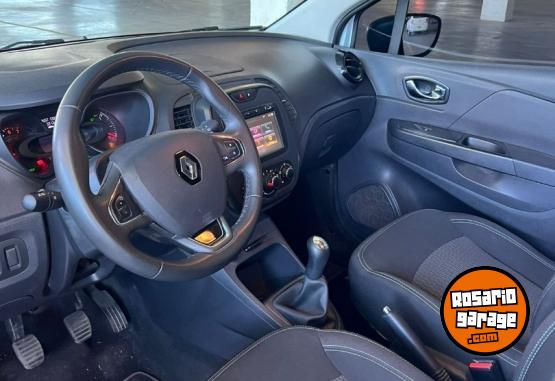 Autos - Renault CAPTUR LIFE 2018 Nafta 45000Km - En Venta