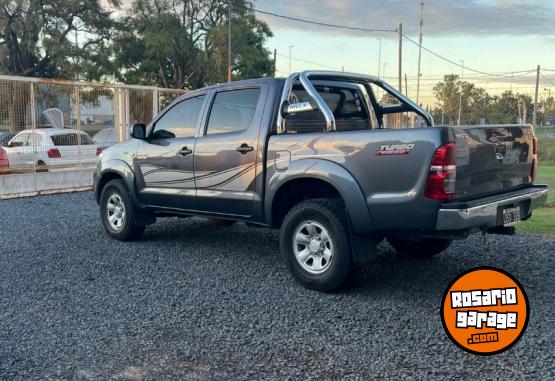 Camionetas - Toyota Hilux 2011 Diesel 215000Km - En Venta