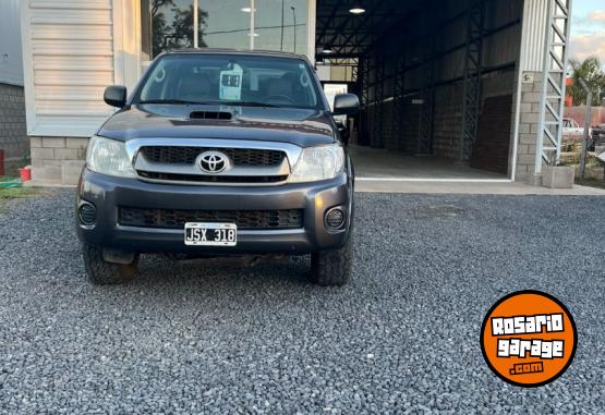 Camionetas - Toyota Hilux 2011 Diesel 215000Km - En Venta