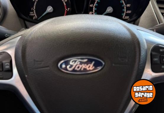 Autos - Ford FIESTA KD SE 2017 Nafta 125000Km - En Venta