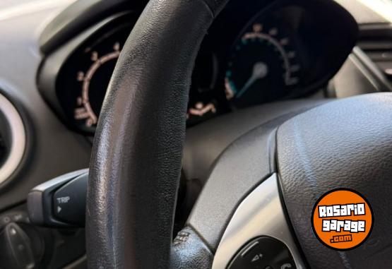 Autos - Ford FIESTA KD SE 2017 Nafta 125000Km - En Venta