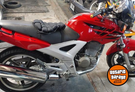 Motos - Honda Twister 2010 Nafta 33400Km - En Venta