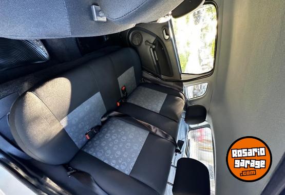 Autos - Ford Fiesta Ambiente Plus 2011 Nafta 161000Km - En Venta