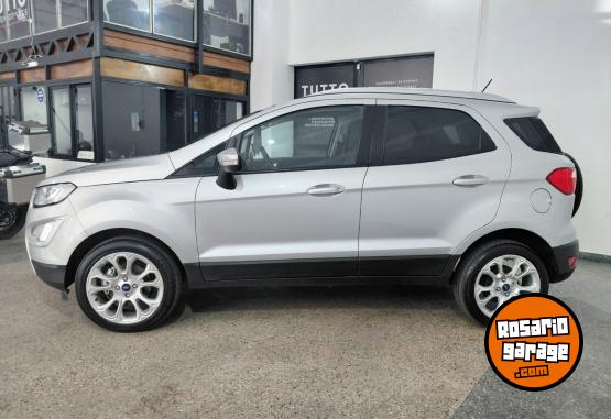 Autos - Ford Ecosport titanium 2022 Nafta 33000Km - En Venta