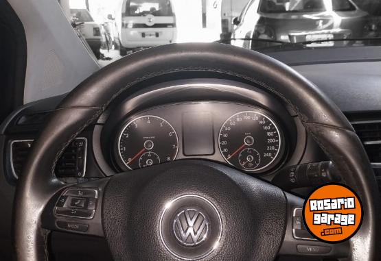 Autos - Volkswagen Sur�n Higline 2011 GNC 180000Km - En Venta