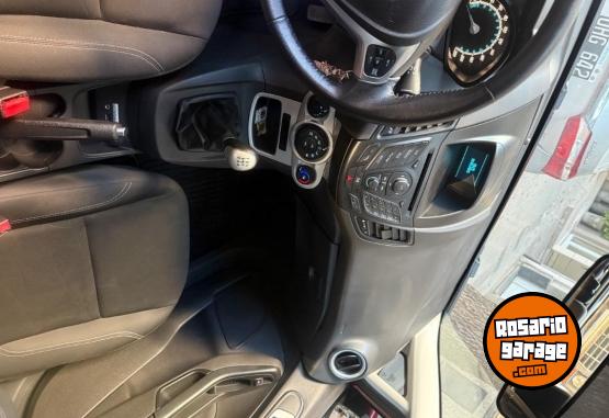 Autos - Ford Fiesta 2017 Nafta 60000Km - En Venta