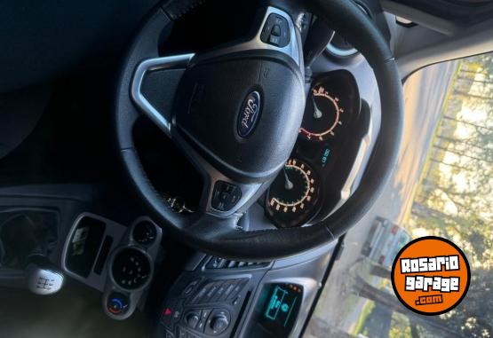 Autos - Ford Fiesta 2017 Nafta 60000Km - En Venta