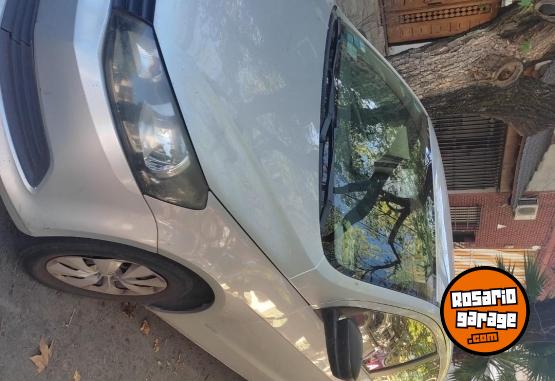 Autos - Volkswagen Gol trend 2014 GNC 200000Km - En Venta