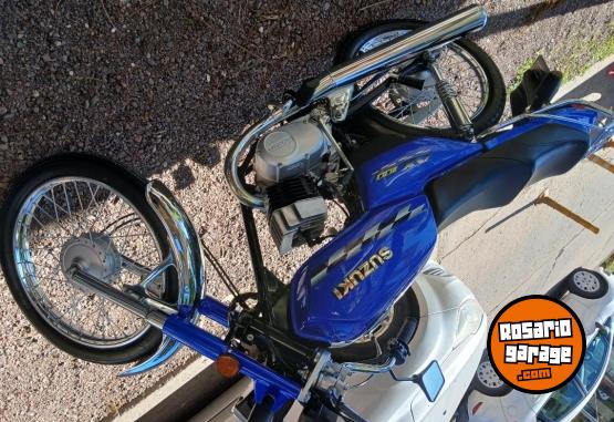 Motos - Suzuki Ax100 2024 Nafta 2300Km - En Venta