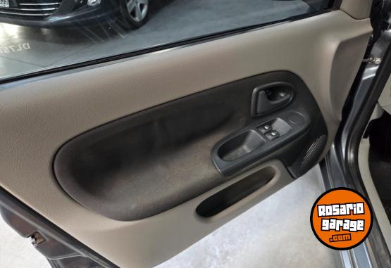 Autos - Renault Symbol 2013 Nafta 102000Km - En Venta