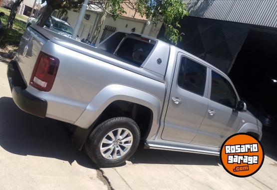 Camionetas - Volkswagen Amarok Conforline 2023 Diesel 37000Km - En Venta